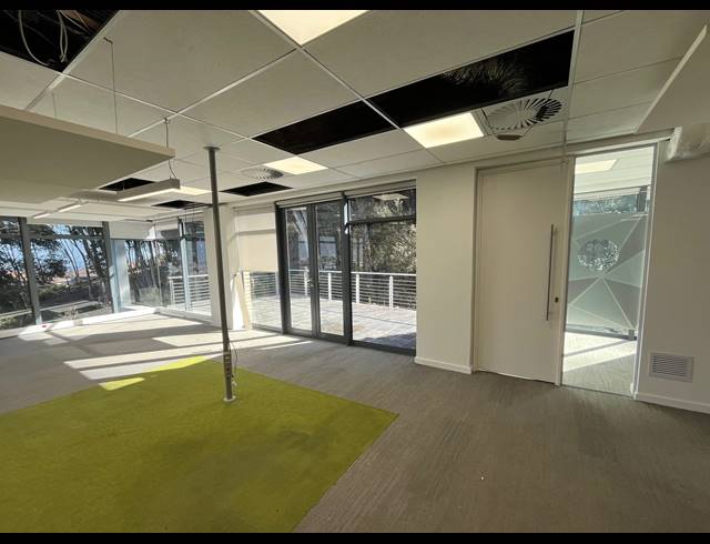 914M² OFFICE TO LET IN BELVEDERE TYGERBERG